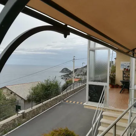 Casa Mariella *