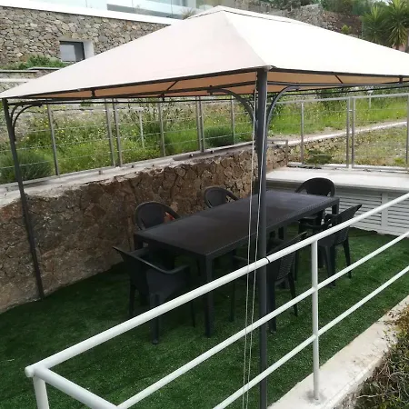 Casa Mariella בית נופש ברג'ג'י